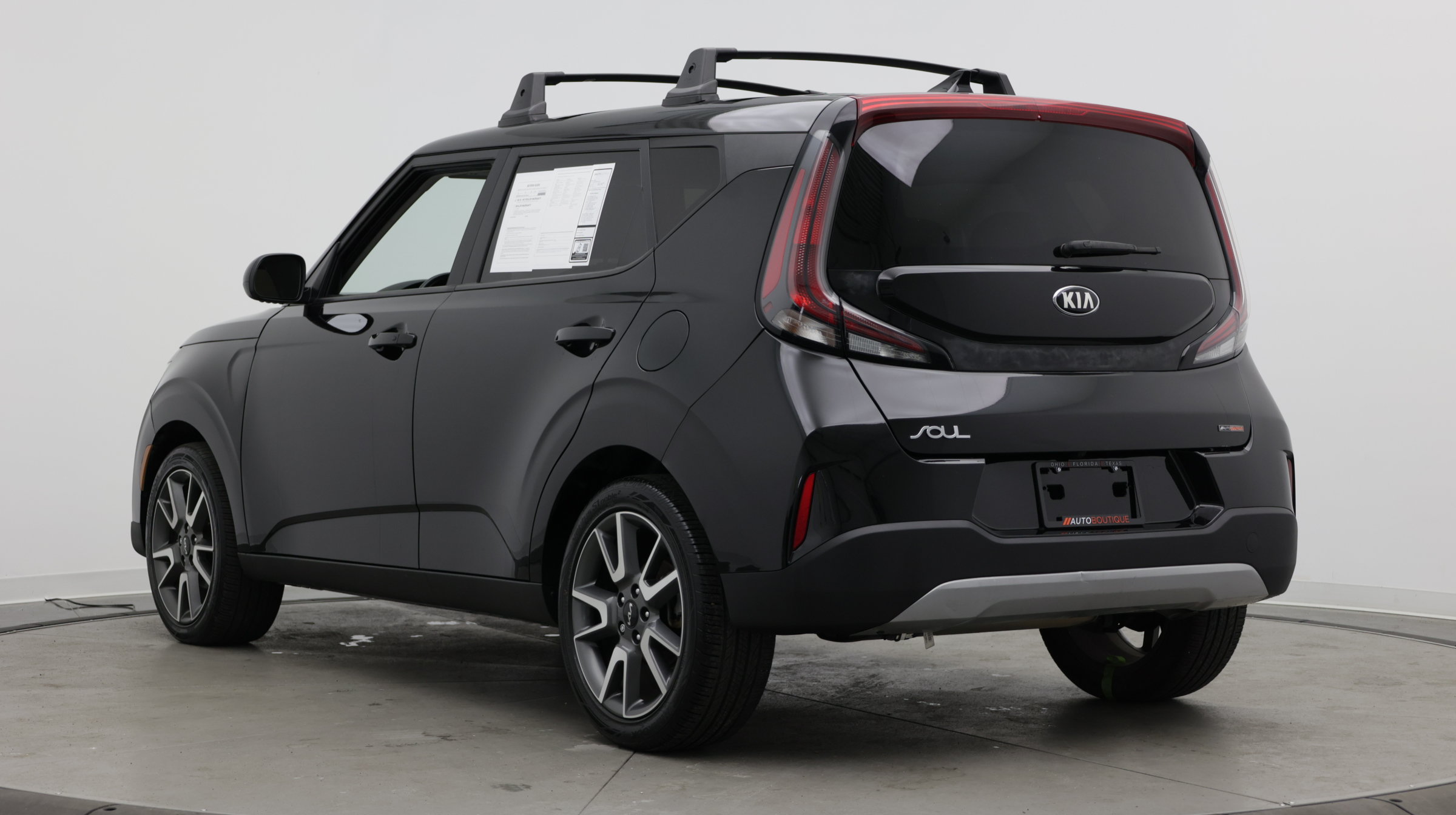 Used 2024 Kia Soul EX w/ Option Group 015 FWD image 7