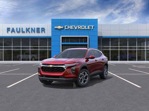 New 2026 Chevrolet Trax LT w/ Driver Confidence Package image 9