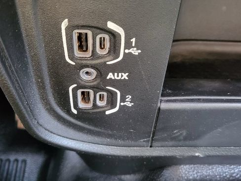 Used 2022 RAM 2500 Tradesman w/ Safety Group AWD/4WD image 37