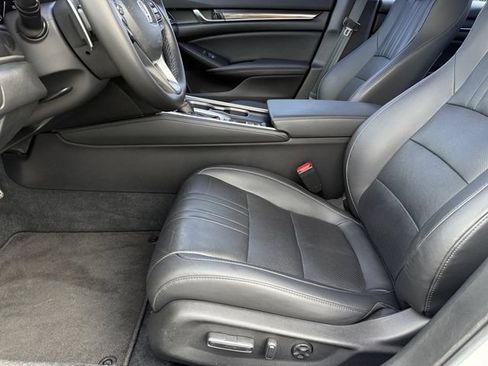 Used 2021 Honda Accord Sport Special Edition image 12
