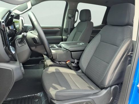 Certified 2025 Chevrolet Silverado 1500 LT AWD/4WD image 19