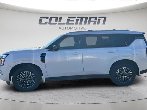 New 2026 Nissan Armada SL w/ Captain's Chari Seat Package image 8