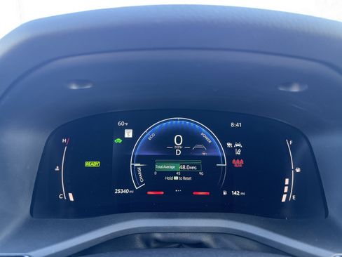 Used 2025 Toyota Camry SE image 21