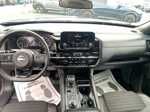 Used 2024 Nissan Pathfinder Rock Creek AWD/4WD image 20