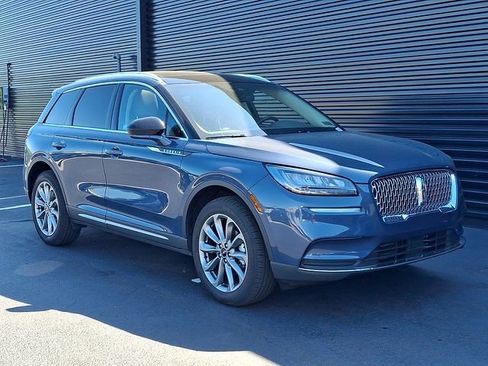 Used 2022 Lincoln Corsair AWD w/ Premium Package image 9