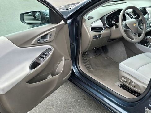 Used 2020 Chevrolet Malibu LT FWD image 20