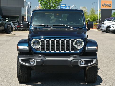Used 2025 Jeep Wrangler Sahara w/ Safety Group image 6