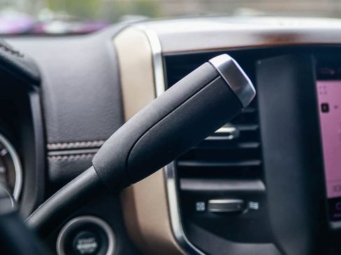 Used 2022 RAM 2500 Laramie AWD/4WD image 22