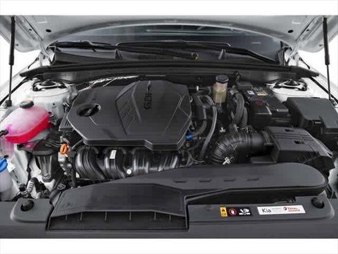 Used 2025 Kia K5 LXS image 8