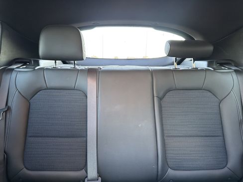 Used 2025 Buick Envista Preferred image 15