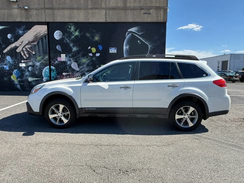 Used 2014 Subaru Outback 2.5i Limited AWD/4WD image 63