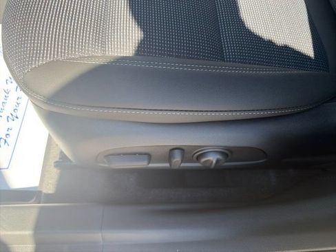 New 2026 Buick Envista Preferred w/ Convenience I Package FWD image 17