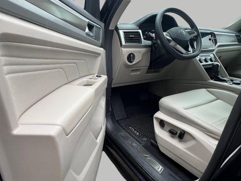 Used 2022 Volkswagen Atlas SE image 16