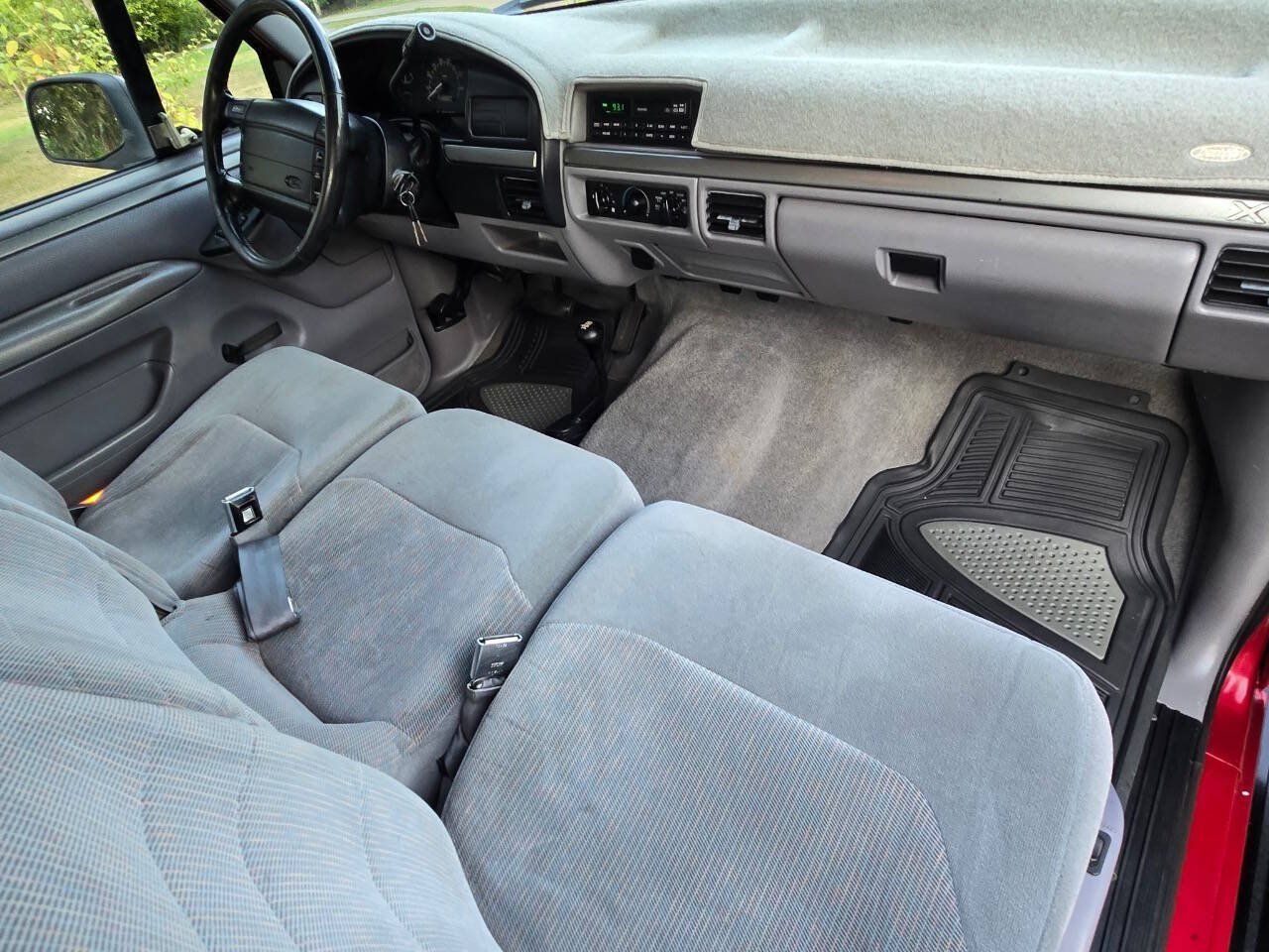 Used 1995 Ford F150 XL AWD/4WD image 12
