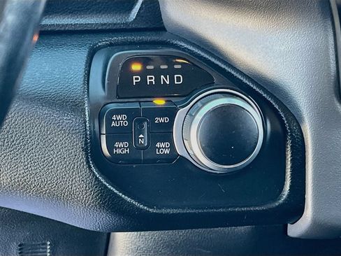 Used 2019 RAM 1500 Big Horn AWD/4WD image 16