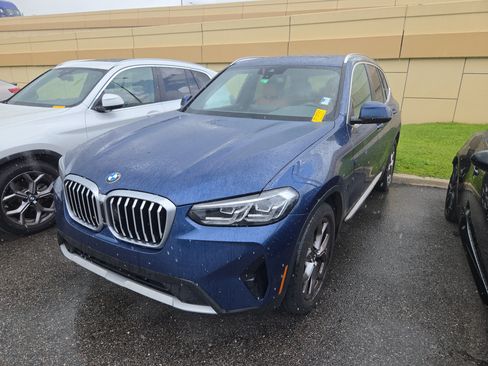 Used 2022 BMW X3 sDrive30i w/ Premium Package 2 (ZPA) RWD image 3