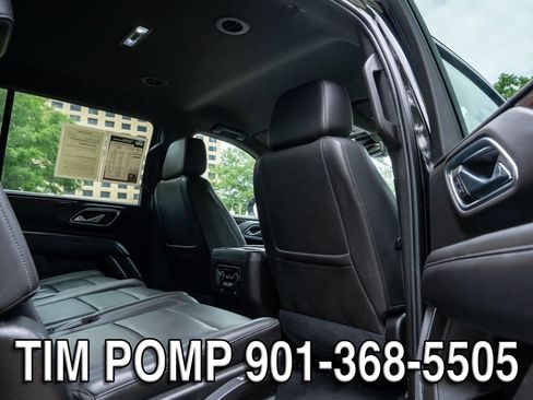 Used 2021 Chevrolet Suburban LT RWD image 16