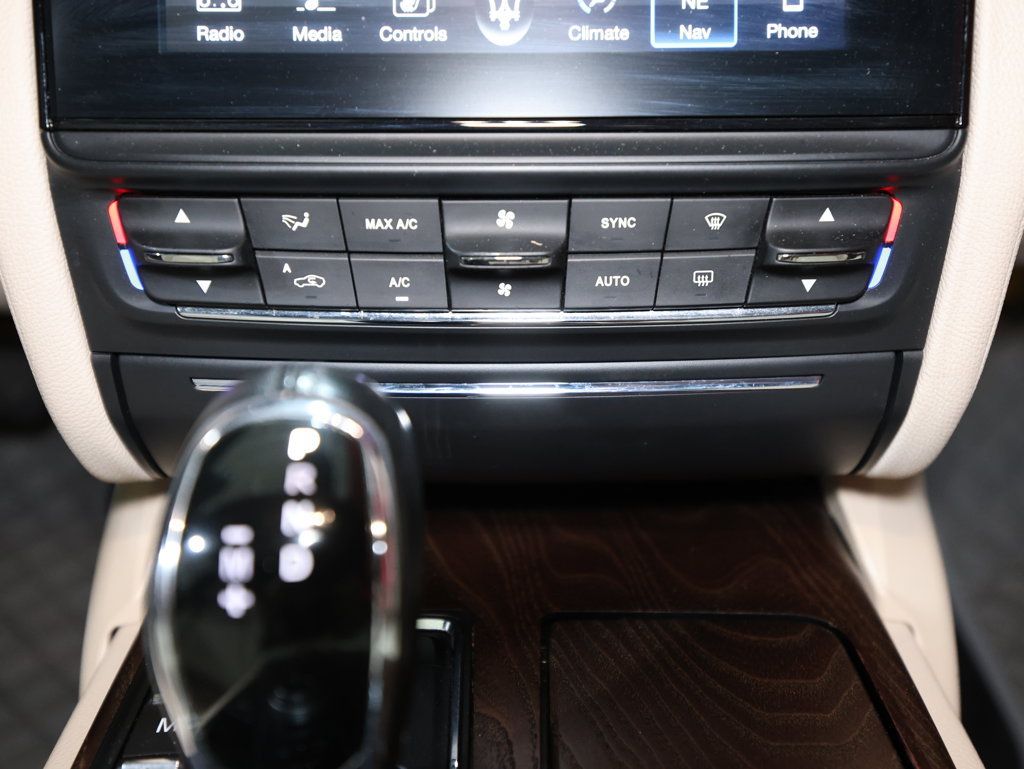 Used 2017 Maserati Quattroporte S RWD image 20