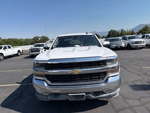 Used 2017 Chevrolet Silverado 1500 LT w/ Trailering Package AWD/4WD image 2