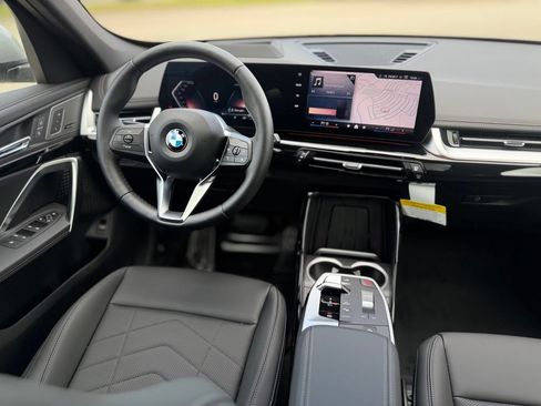 New 2026 BMW X1 xDrive28i w/ Technology Package AWD/4WD image 10