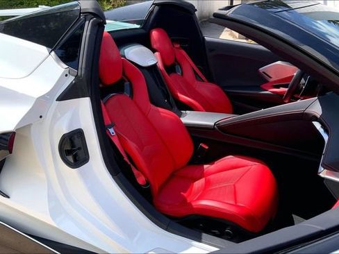 Used 2022 Chevrolet Corvette Stingray Preferred Conv w/ Z51 Performance Package RWD image 7