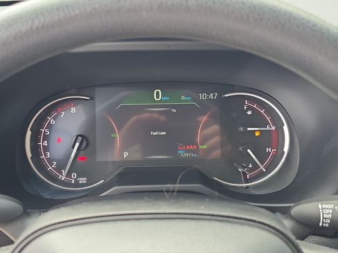 Used 2025 Toyota RAV4 XLE w/ Convenience Package FWD image 34