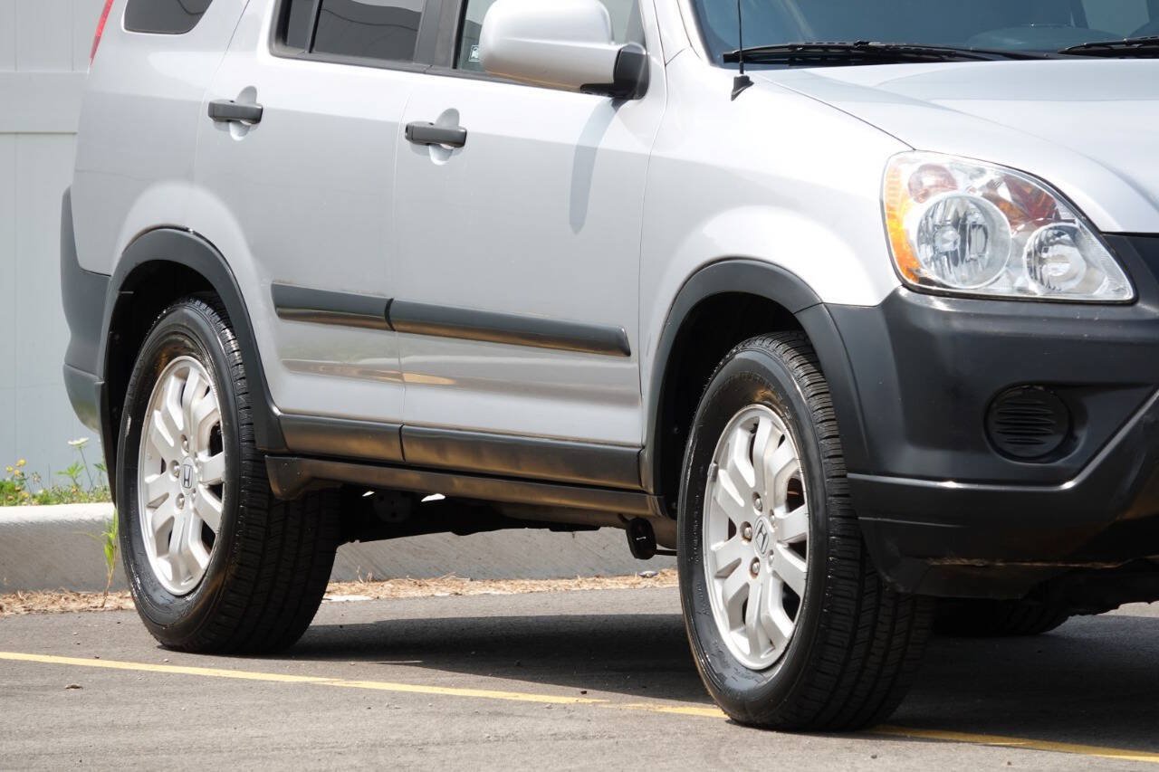 Used 2005 Honda CR-V EX image 52