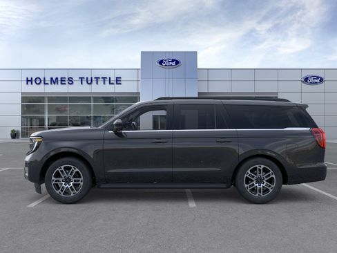 New 2026 Ford Expedition Max Active AWD/4WD image 3