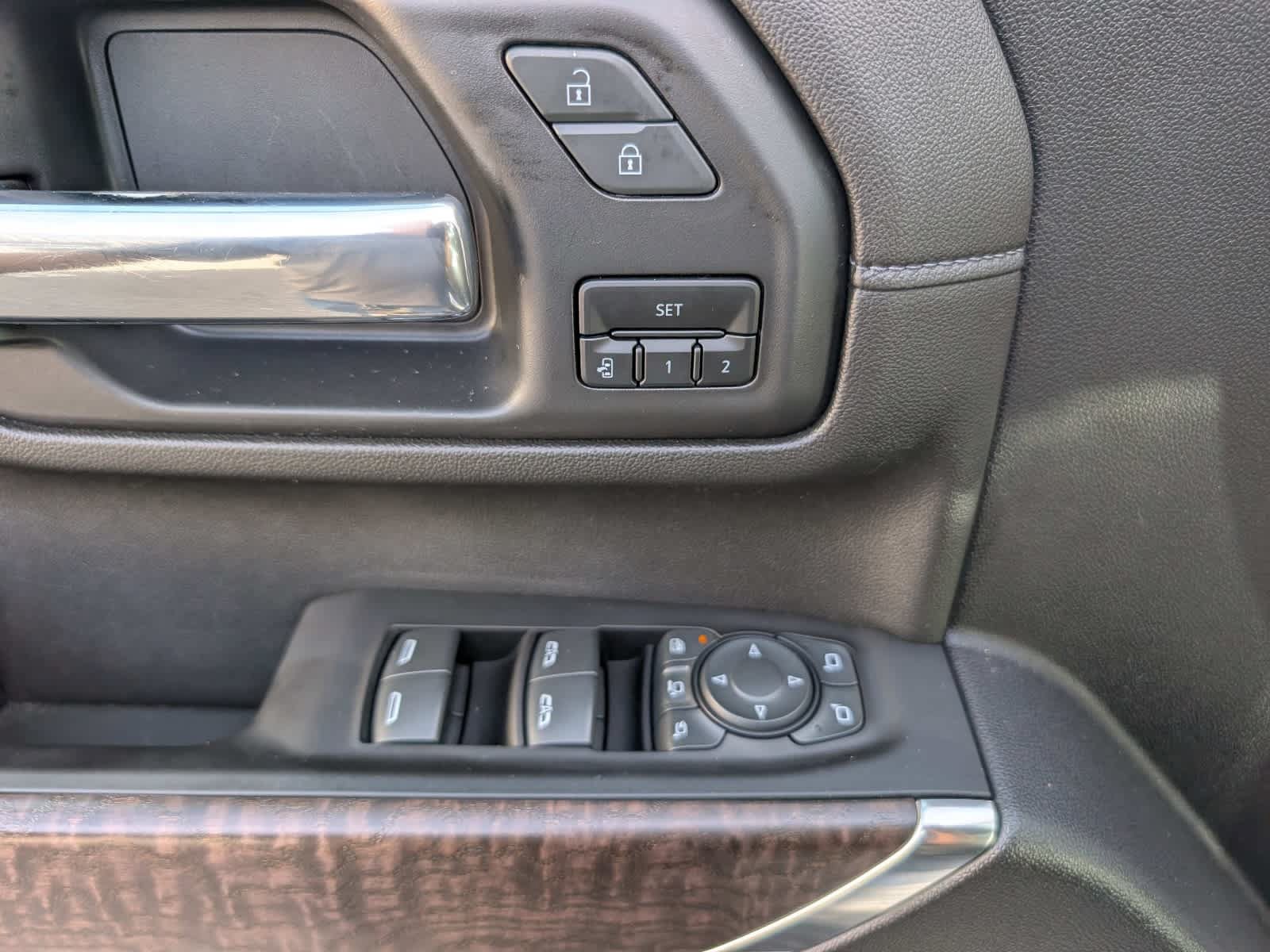 Certified 2023 GMC Sierra 3500 Denali w/ Denali Ultimate Package AWD/4WD image 22