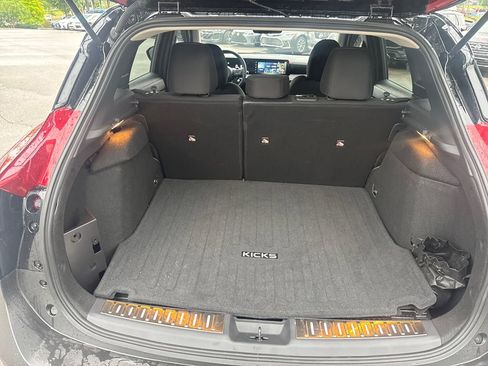 Used 2025 Nissan Kicks SV w/ Illumination Package AWD/4WD image 22