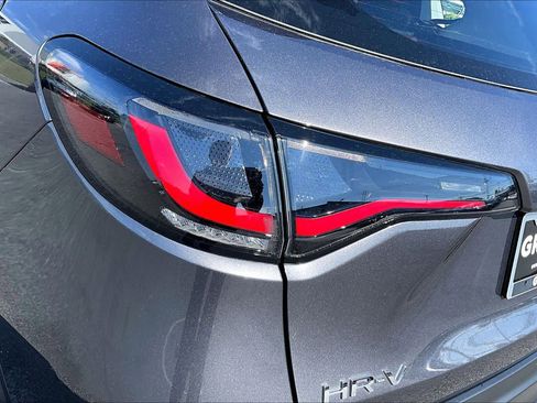 Used 2024 Honda HR-V LX image 27