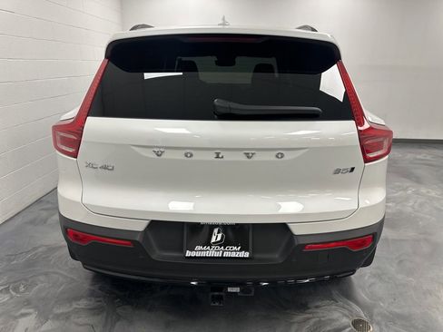 Used 2025 Volvo XC40 B5 Ultra w/ Climate Package image 6