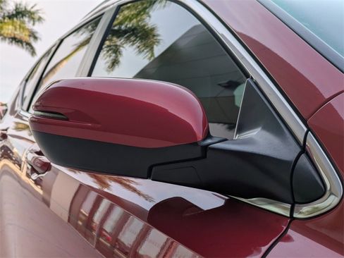 Used 2021 Honda CR-V Touring image 12