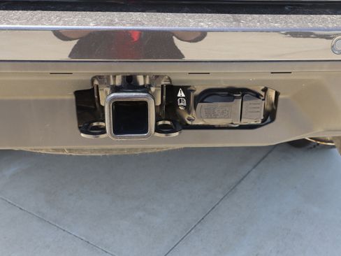 Used 2025 Ford Expedition Active AWD/4WD image 34