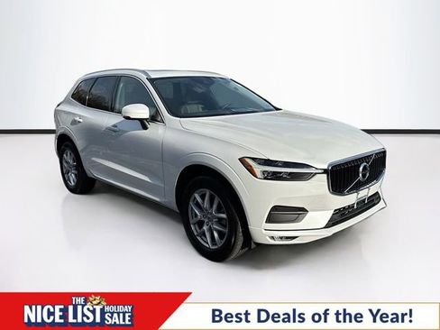 Used 2021 Volvo XC60 T5 Momentum image 1