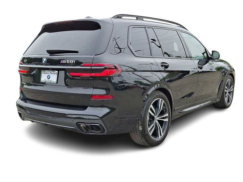 Used 2025 BMW X7 M60i w/ Executive Package image 6