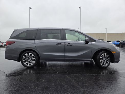 New 2026 Honda Odyssey Elite image 19