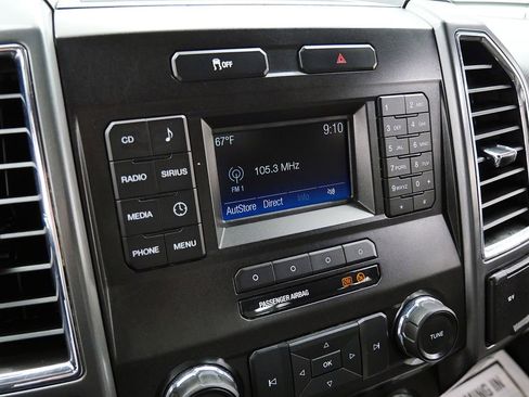 Used 2017 Ford F350 XLT AWD/4WD image 29