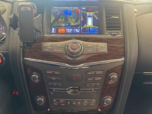 Used 2020 Nissan Armada SL w/ Premium Package AWD/4WD image 5