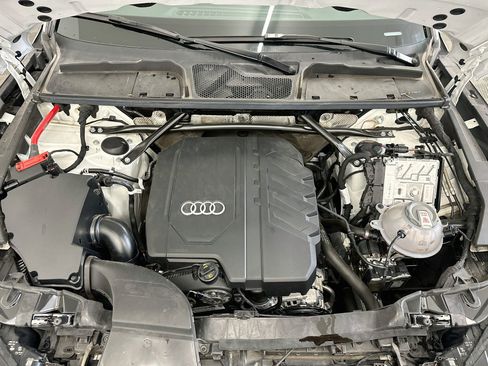 Used 2025 Audi Q5 2.0T Premium AWD/4WD image 35