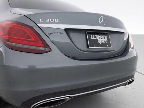 Used 2019 Mercedes-Benz C 300 Sedan image 17