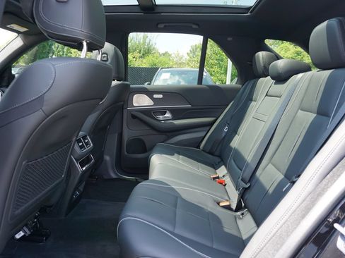 Certified 2025 Mercedes-Benz GLE 580 4MATIC image 23