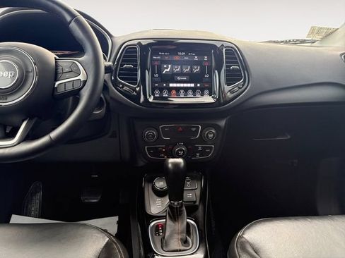 Used 2019 Jeep Compass Limited AWD/4WD image 11