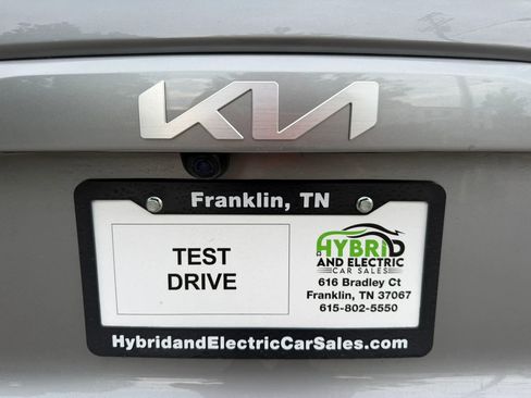 Used 2023 Kia Niro Wind w/ Wind Preserve Package FWD image 3