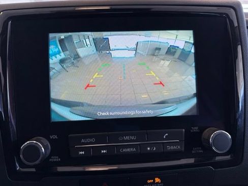 Used 2022 Nissan Frontier S w/ Technology Package RWD image 14