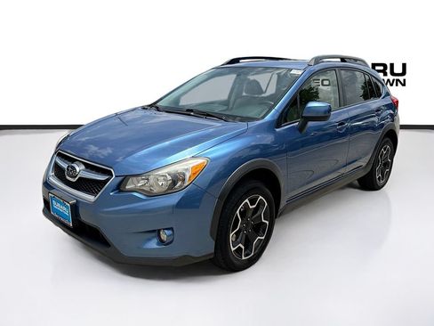 Used 2014 Subaru Crosstrek 2.0i Premium w/ Moonroof Package AWD/4WD image 3