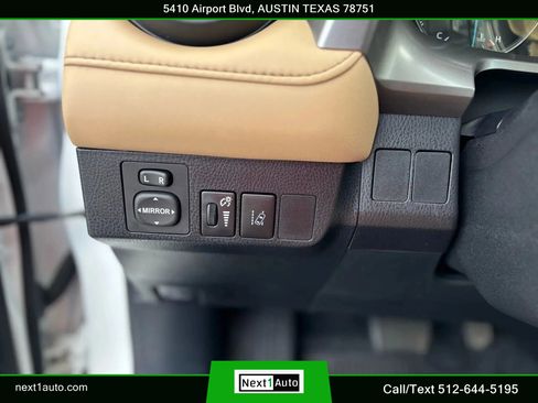 Used 2018 Toyota RAV4 XLE image 19