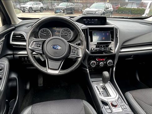 Used 2021 Subaru Forester Premium image 18