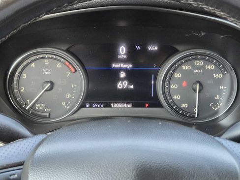 Used 2020 Cadillac XT4 Sport w/ Technology Package FWD image 17