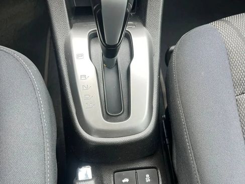 Used 2017 Chevrolet Sonic LT w/ Convenience Package FWD image 23